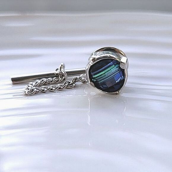 Vtg faceted blue-green faux gem silver tone tie pin - Picture 8 of 12